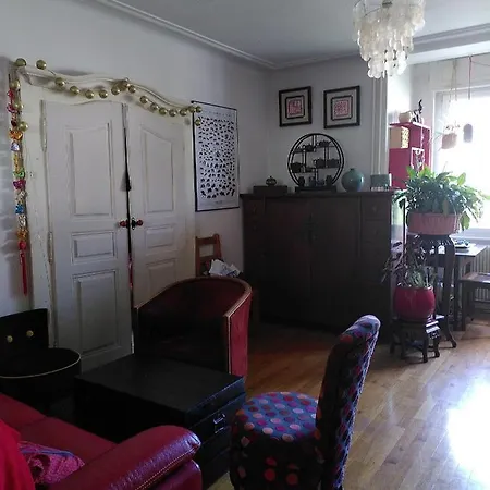 La Maison Bleue
